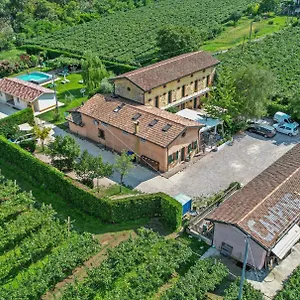https://agriturismo-revena.hotelinveneto.com